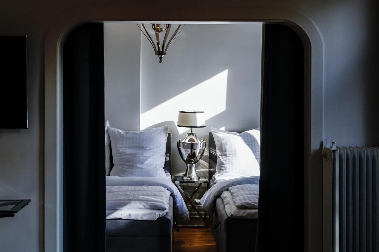 Sleephotels Alsterroom Hamburgo Exterior foto