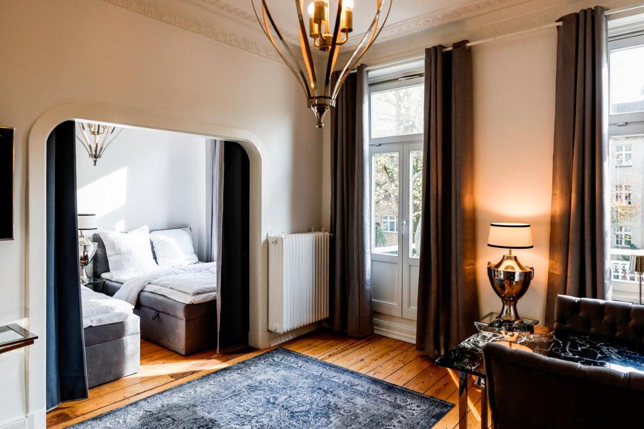 Sleephotels Alsterroom Hamburgo Exterior foto