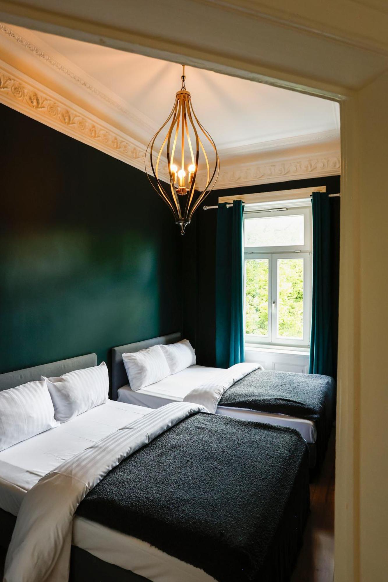 Sleephotels Alsterroom Hamburgo Exterior foto